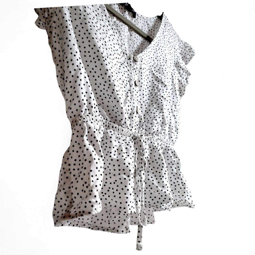 Polka Dot Ruffle Sleeve Top ~~ Adorable Business Casual!
